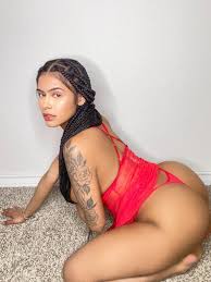 Elsababy - Free nude pics, galleries & more at Babepedia