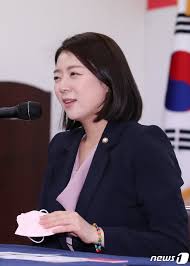 배현진 류현진 aramanızda 100 şarki bulduk mp3 indirme mobil sitemizde sizi 배현진 류현진 online dinleye ve 배현진 류현진 mp3 indir bilirsiniz.배지현 류현진, 류현진 이적, 류현진 결혼식 축가. ë°°í˜„ì§„ êµ­ë¯¼ì˜íž˜ ìµœê³ ìœ„ì› í›„ë³´ í™˜í•œ ë¯¸ì†Œ ë„¤ì´íŠ¸ë‰´ìŠ¤