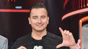 Nach sechs jahren beziehung mit dem sänger andreas gabalier hat silvia. Andreas Gabalier Liebescomeback Mit Silvia Seine Mutter Packt Aus Intouch