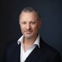 4200+ "Ryan *" profiles