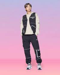 Shop our collection of authentic bts x fila products. Bts Updates Btsdailyinfo On Twitter In 2021 Kim Namjoon Namjoon Fila