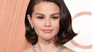 Sonia Falcone's Instagram, Twitter & Facebook