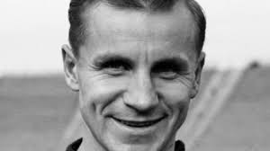 Mały łącznik kontra Wielki Brat