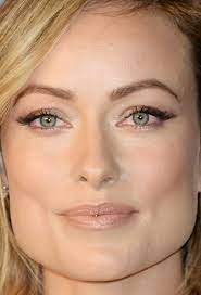 When you've got gorgeous eyes like olivia wilde, it's only natural that you'd want to show them off. Close Up Of Olivia Wilde S Skin Light Skin Makeup Makeup Looks Skin Makeup