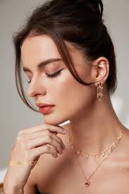 JOY Gold statement dangle earring