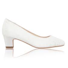 Buy the best and latest chaussure talon femme on banggood.com offer the quality chaussure talon femme on sale with worldwide free shipping. Melanie Dentelle Perfect Chaussures Mariage Petit Talon Dentelle