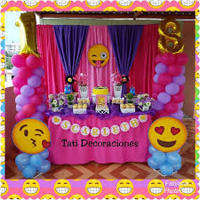 Tati Decoraciones Eventos Infantiles Decoracion Emojis Cumpleanos 18anos Scarleth Emojis Emojiparty Fucsiaymorado Decoracion Cumpleanos Happybirthday Handmade Loveemoji Facebook