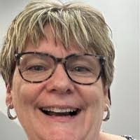 Marylou Hampton's Instagram, Twitter & Facebook