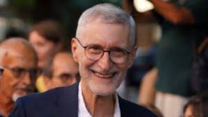 Anna Nigro espone a Castrovillari dal 7 al 22 di novembre 2021 “La mia  vita?…una pennellata”,