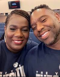 Kimberly Mitchum's Instagram, Twitter & Facebook