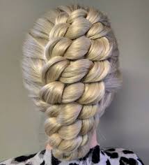 The short haircut is a classic style that is attractive and easy. 25 Easy Cute Updos For Medium Hair
