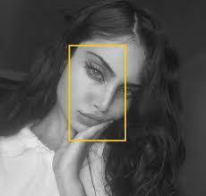 pin by yakeen on رمزيات بنات ابيض اسود creative profile picture horse girl photography aesthetic instagram theme