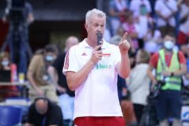 Selekcjoner vital heynen podał skład na pierwsze zgrupowanie w spale, które rozpocznie się 1 czerwca. Mowil Po Polsku Teraz Pisze Po Japonsku Vital Heynen Ponownie Zaskoczyl Sport Wp Sportowefakty