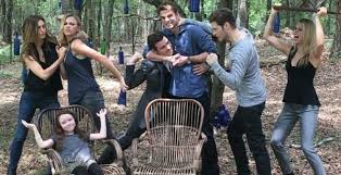 The originals dizisini 1080p, full hd olarak izle, oyuncuları, konusu ve tartışmalarıyla bilgi sahibi ol. Five Pivotal Moments From The Originals Season 5