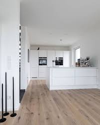 holzschwab interior design holzschwab design instagram fotos und videos kuche holzboden holzboden eiche schlichte kuchen