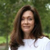 Amy Pohlman's Instagram, Twitter & Facebook