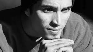 Joven precisa de urgente operación para no quedar ciego