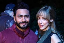 أرجوكم أن تستمروا في الدعاء لدلال عبدالعزيز رامي رضوان طلب من متابعيه وكل محبي الفنانة الكبيرة دلال عبدالعزيز الاستمرار في الدعاء لها خلال هذه الفترة، حيث أنها لا تزال في حاجة ماسة للدعاء من أجل تجاوز هذا. Ø¨Ø§Ù„ØµÙˆØ± ØªØ§Ù…Ø± Ø­Ø³Ù†ÙŠ ÙˆØ²ÙˆØ¬ØªÙ‡ ÙŠÙ†ÙÙŠØ§Ù† Ø§Ù„Ø´Ø§Ø¦Ø¹Ø§Øª ÙˆØ£ÙˆÙ„ Ø¸Ù‡ÙˆØ± Ù„ØªÙˆØ£Ù… Ø±Ø§Ù…ÙŠ ØµØ¨Ø±ÙŠ Ø§Ù„Ù…Ø¯ÙŠÙ†Ø© Ù†ÙŠÙˆØ²