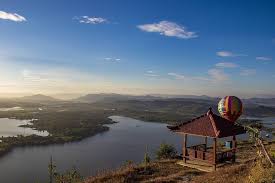 Video by bk aerial scorring music by aga setyo manuhorojasa video aerial cp (laksa) 081215673877waduk gajah mungkur adalah sebuah waduk yang terletak 3 km. 10 Gambar Waduk Gajah Mungkur Wonogiri Harga Tiket Masuk Asal Usul Sejarah Misteri Jebol Meluap Jejakpiknik Com