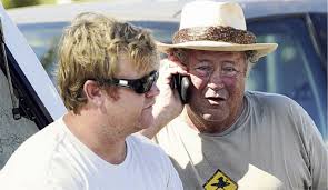 Vessel catches fire and sinks off Oahu