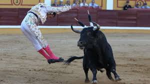 Toros en Badajoz: el genio de Antonio Ferrera por la Puerta Grande | El  Imparcial