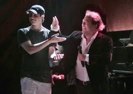 See actions taken by the people who manage and post content. H E3omologhsh Toy Nikola Bar8akoyrh Gia Toys Goneis Toy Pario Alimperth O Pateras Moy Einai Iero Teras Video Newsbreak