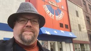 Meet the Podcaster: David Kiley, Senior Content Editor and Podcast Host for  WardsAuto