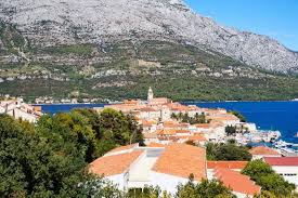 Aber kroatien hat nicht nur wasser und sonne zu bieten, sondern auch wunderschöne historische städte kroatien ist auch für abenteuerurlauber stark im kommen. Korcula In Kroatien Sehenswurdigkeiten Auf Der Insel In Der Adria