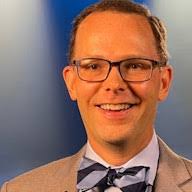 Toni Parks's Instagram, Twitter & Facebook