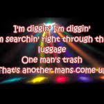 Somebody Once Told Me The World Is Gonna Roll Me Remix Funky Town Lyrics Lyrics Music Lyrics Songs