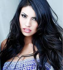 Ashley Burnham's Instagram, Twitter & Facebook