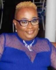 Karen Pyles's Instagram, Twitter & Facebook