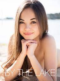 Moon light on liveme.com viewers: Li Moon Chilling By Lake Album On Imgur