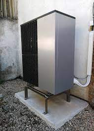 Avec des puissances comprises entre 6 et 16 kw, elles répondent aux exigences de confort en matière de chaleur et de production d'eau chaude sanitaire. Viessmann Temoignages Vitocal 200 S