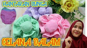 7.2 hantaran kahwin lelaki kepada perempuan. Cara Membuat Hantaran Celana Dalam Bentuk Bunga Youtube