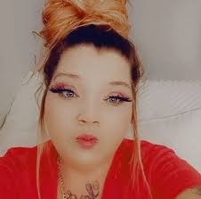 Tracy Stoneking's Instagram, Twitter & Facebook