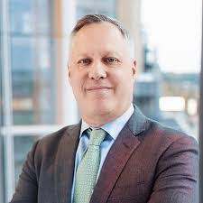 Robert Marona's Instagram, Twitter & Facebook