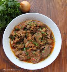 Hai, fie, punem și un pahar de vin lângă farfurie ca să fie treaba. Ficatei De Pui Cu Ceapa Reteta Bucataria Romaneasca