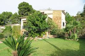 Si está buscando una casa de jardín de calidad superior a un precio bajo, ¡está en el lugar correcto! Casa Puerta De La Calderona Casa Rural En Olocau Valencia