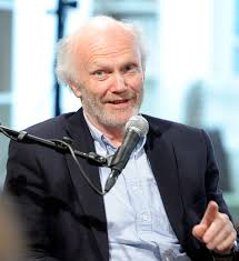 Og det er ikke lite den kjente programlederen gjorde for å bli slankere. Geir Berdahl Wikidata