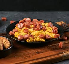 Huevos con salchicha