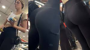 Nerdy Teen with Stunning Bubble Butt - Candid Best Premium