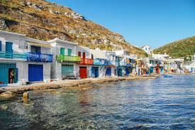 Τα νησιά του αιγαίου πελάγους είναι το σύμπλεγμα των νήσων του αιγαίου πελάγους, με την ηπειρωτική ελλάδα να βρίσκεται στα δυτικά και βόρεια και την τουρκία στα ανατολικά. Milos Greece Milos Travel Guide 2021 Greeka