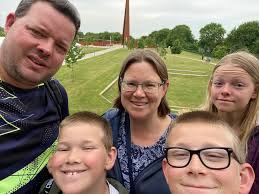 Niall Young (@NiallYoungCDM)