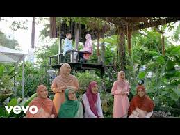 Maybe you would like to learn more about one of these? Lirik Kau Ilhamku Bahiyya Haneesa Terjemahan Dan Artinya Makna Lagu Artiliriknesia