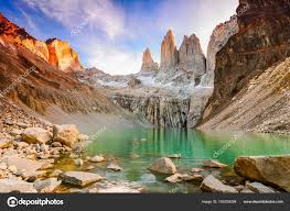 Résultat de recherche d'images pour "torres del paine"