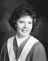 Karla Henderson's Instagram, Twitter & Facebook