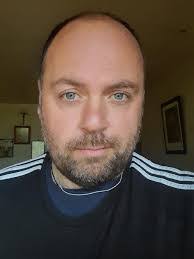 Kelly Croghan's Instagram, Twitter & Facebook