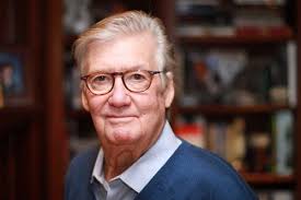 Dr. Elaine Holt, Ridgewood, NJ 07450, US