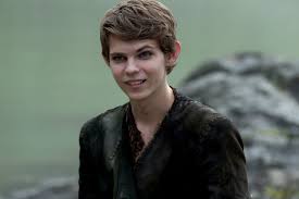 Robbie Kay Nox In 2020 Once Upon A Time Peter Pan Robbie Kay Peter Pan Imagines